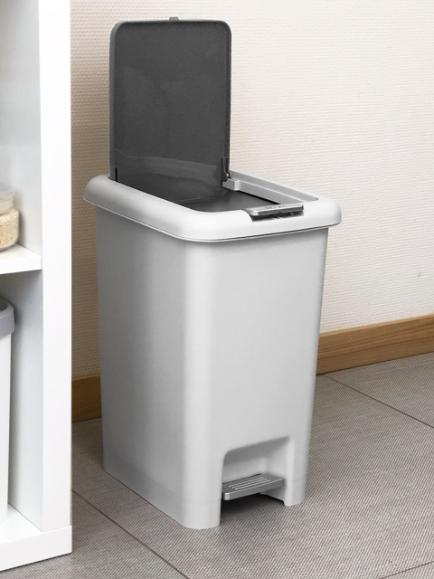 Відро для сміття з кришкою та педаллю 20L